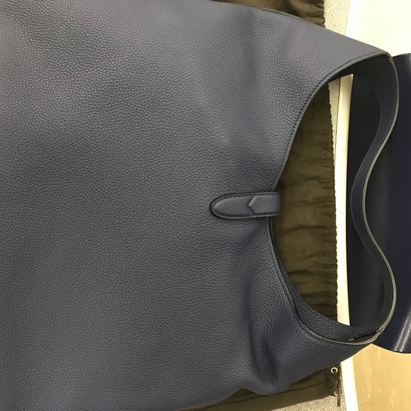 🚫SOLD🚫Gucci Jackie Soft Leather Hobo Bag, Navy - Picture 5 of 8